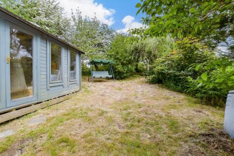 2 bedroom cottage for sale