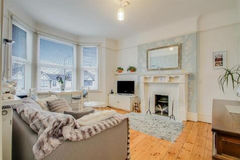 Wrottesley Road, Kensal Rise 1 bed flat for sale