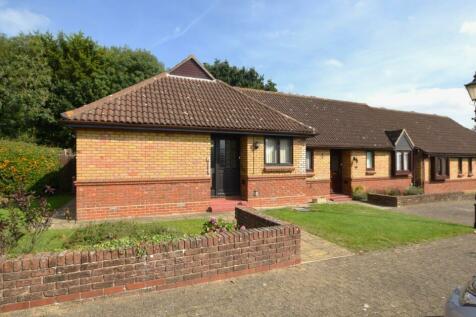 3 bedroom semi-detached bungalow for sale