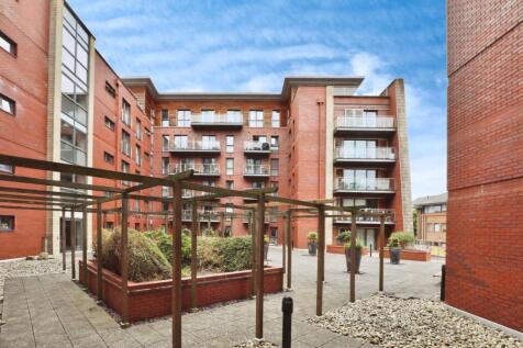 1 bedroom flat for sale