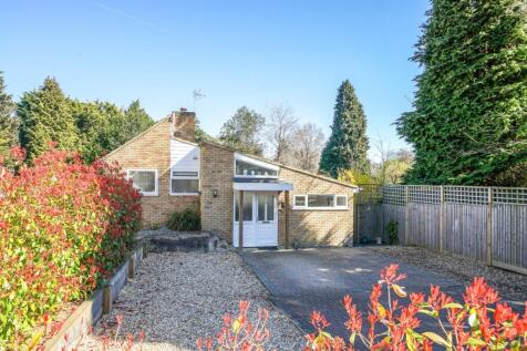 Copper Beech Way, Leighton Buzzard 4 bed detached house for sale