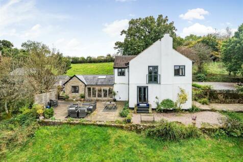 Hemyock, Cullompton 5 bed detached house for sale