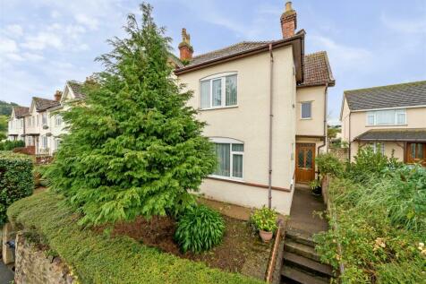 5 bedroom end of terrace house for sale