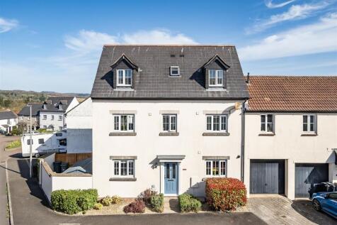 4 bedroom house for sale