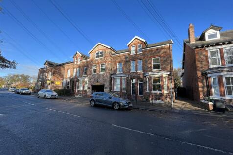 Eton Row, Altrincham Road, WILMSLOW 2 bed apartment for sale