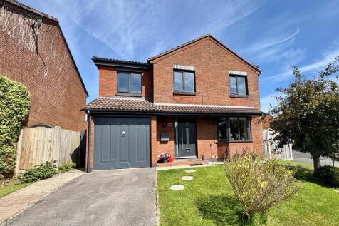 Harvest Road, Macclesfield 4 bed detached house for sale