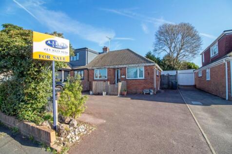 2 bedroom semi-detached bungalow for sale