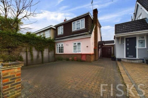 Kennington Avenue, Benfleet, SS7 2 bed semi