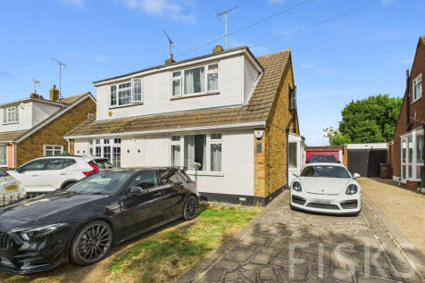 2 bedroom chalet for sale