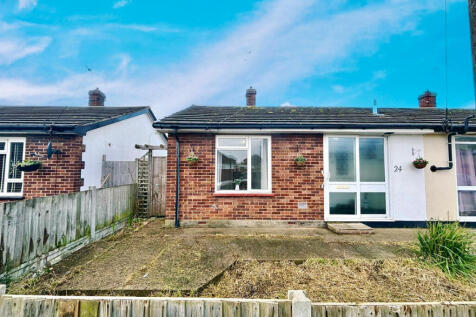 1 bedroom semi-detached bungalow for sale