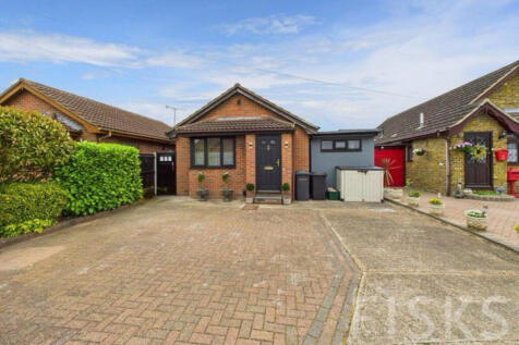 Gennep Road, Canvey Island, SS8 2 bed bungalow for sale