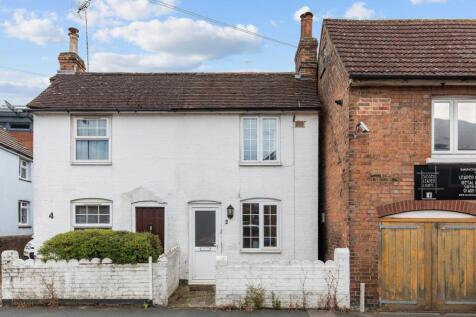 2 bedroom semi-detached house for sale