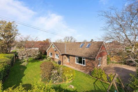 5 bedroom detached bungalow for sale