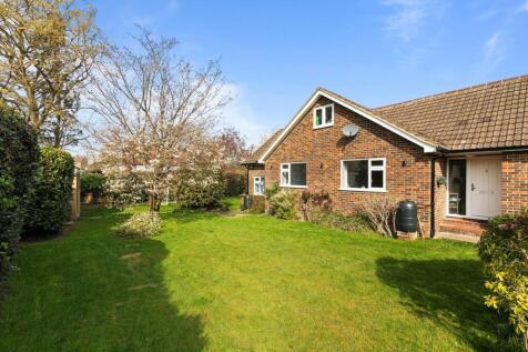 5 bedroom detached bungalow for sale