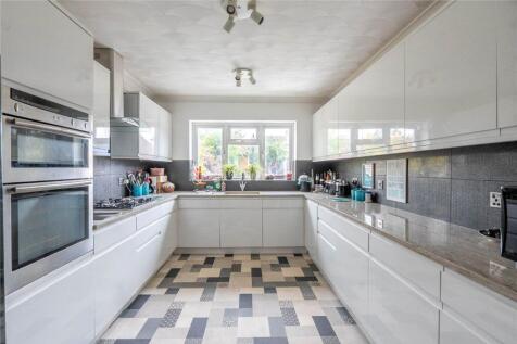 Luton Road, Bedfordshire LU5 3 bed detached house for sale