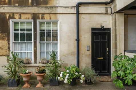 Bathwick Street, Somerset BA2 2 bed apartment for sale