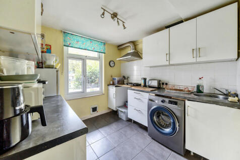Monkscroft, Gloucestershire GL51 1 bed apartment for sale