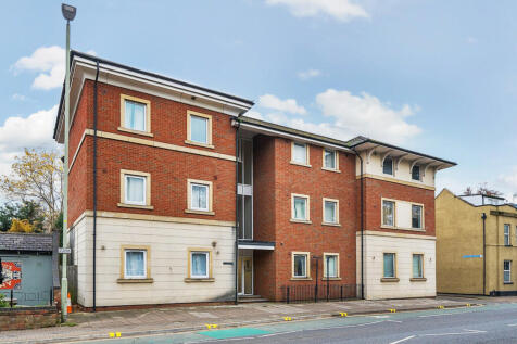 London Road, Gloucestershire GL1 1 bed apartment for sale
