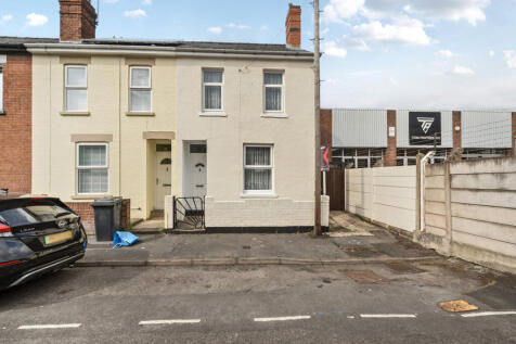 Serlo Road, Gloucestershire GL1 3 bed end of terrace house for sale