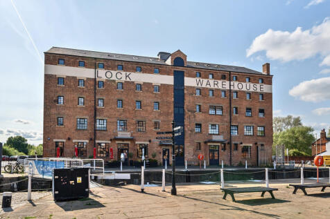 Lock Warehouse, Gloucester GL1 2 bed apartment for sale
