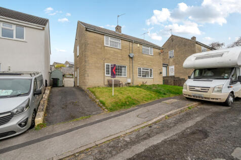 Shepherds Croft, Gloucestershire GL5 2 bed semi
