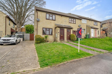 Peghouse Close, Gloucestershire GL5 2 bed semi