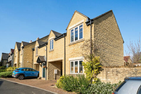 Woodlands Close, Stroud GL6 2 bed apartment for sale