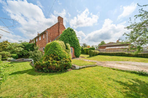 Western Hill Road, Tewkesbury GL20 3 bed semi