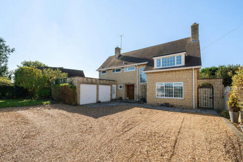 Pamington, Gloucestershire GL20 4 bed detached house for sale