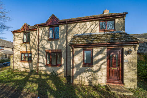 Chetwynd Mead, Oxfordshire OX18 4 bed detached house for sale