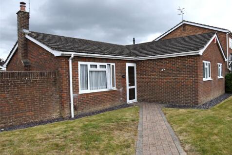 Hutchins Way, Surrey RH6 4 bed bungalow for sale