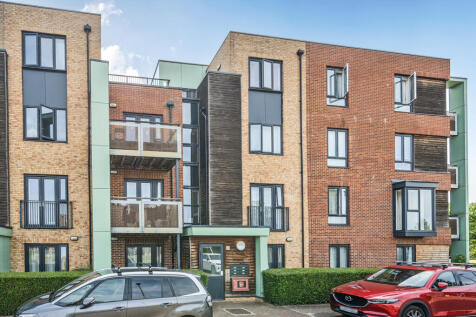 Aventine Avenue, Mitcham CR4 2 bed apartment for sale