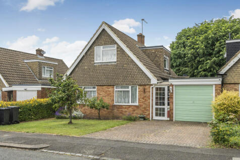 Knighton Close, South Croydon CR2 4 bed link detached house for sale