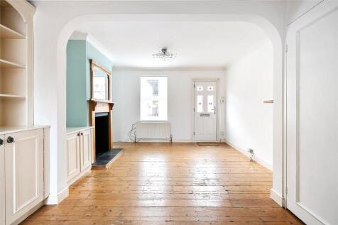 Upper Road, Surrey SM6 2 bed terraced house for sale