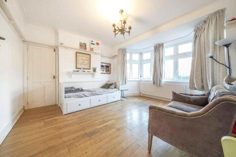 The Crossways, Wembley HA9 6 bed link detached house for sale