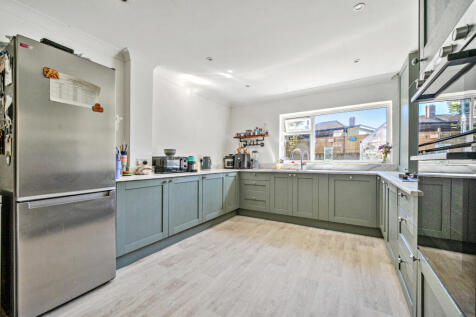 Nicolson Road, Orpington BR5 4 bed semi