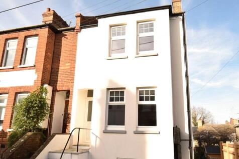 2 bedroom maisonette for sale