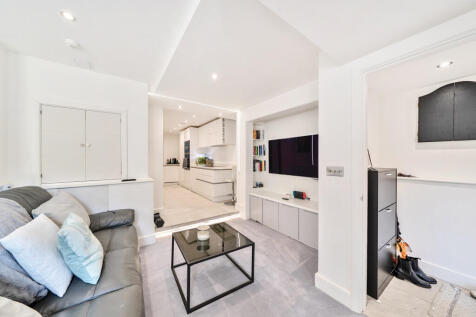 Sussex Mews, Kent TN2 1 bed apartment for sale