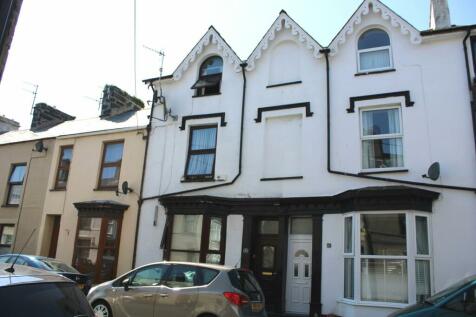 5 bedroom terraced house for sale