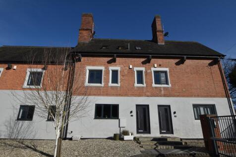 2 bedroom town house for sale