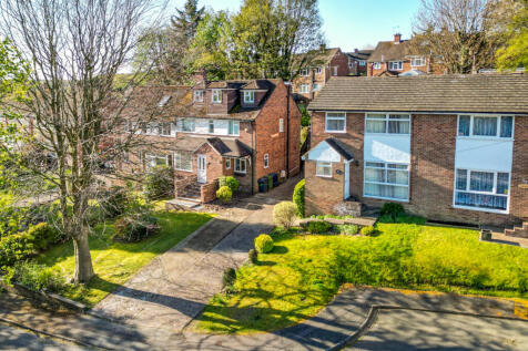 Lower Lodge Lane, High Wycombe HP15 3 bed semi