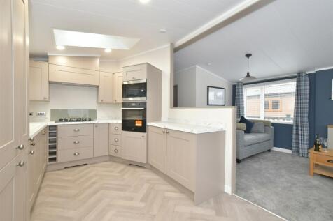 2 bedroom park home for sale