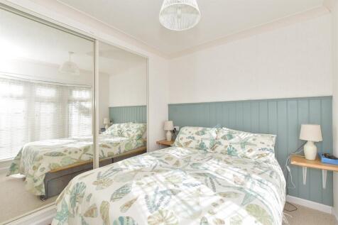 2 bedroom park home for sale