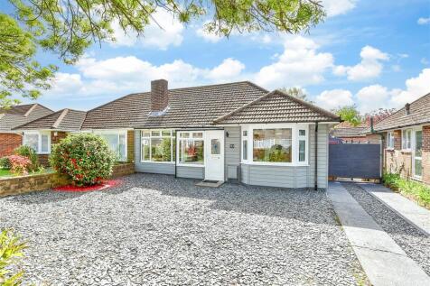 2 bedroom semi-detached bungalow for sale