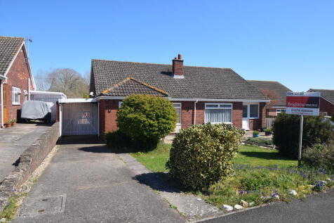 2 bedroom semi-detached bungalow for sale