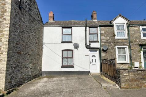 Probus 2 bed terraced house for sale