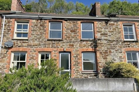 Scobles Terrace, Malpas 2 bed terraced house for sale