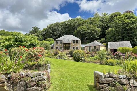 Coombe, St. Austell 4 bed barn conversion for sale