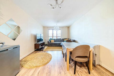 Drayton Green Road, Ealing, London 2 bed apartment for sale