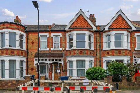 Leighton Road, London 2 bed apartment for sale